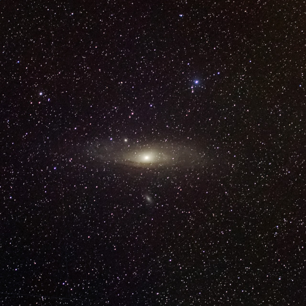 Mein zweiter Versuch, die Andromedagalaxie zu fotografieren.